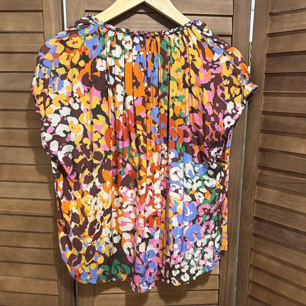 Velvet by Graham & Spencer Multicolor Floral Blouse - Picture 3 of 5